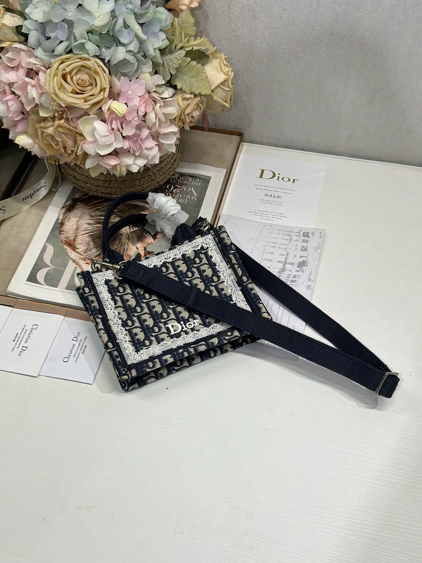 D-Book Tote