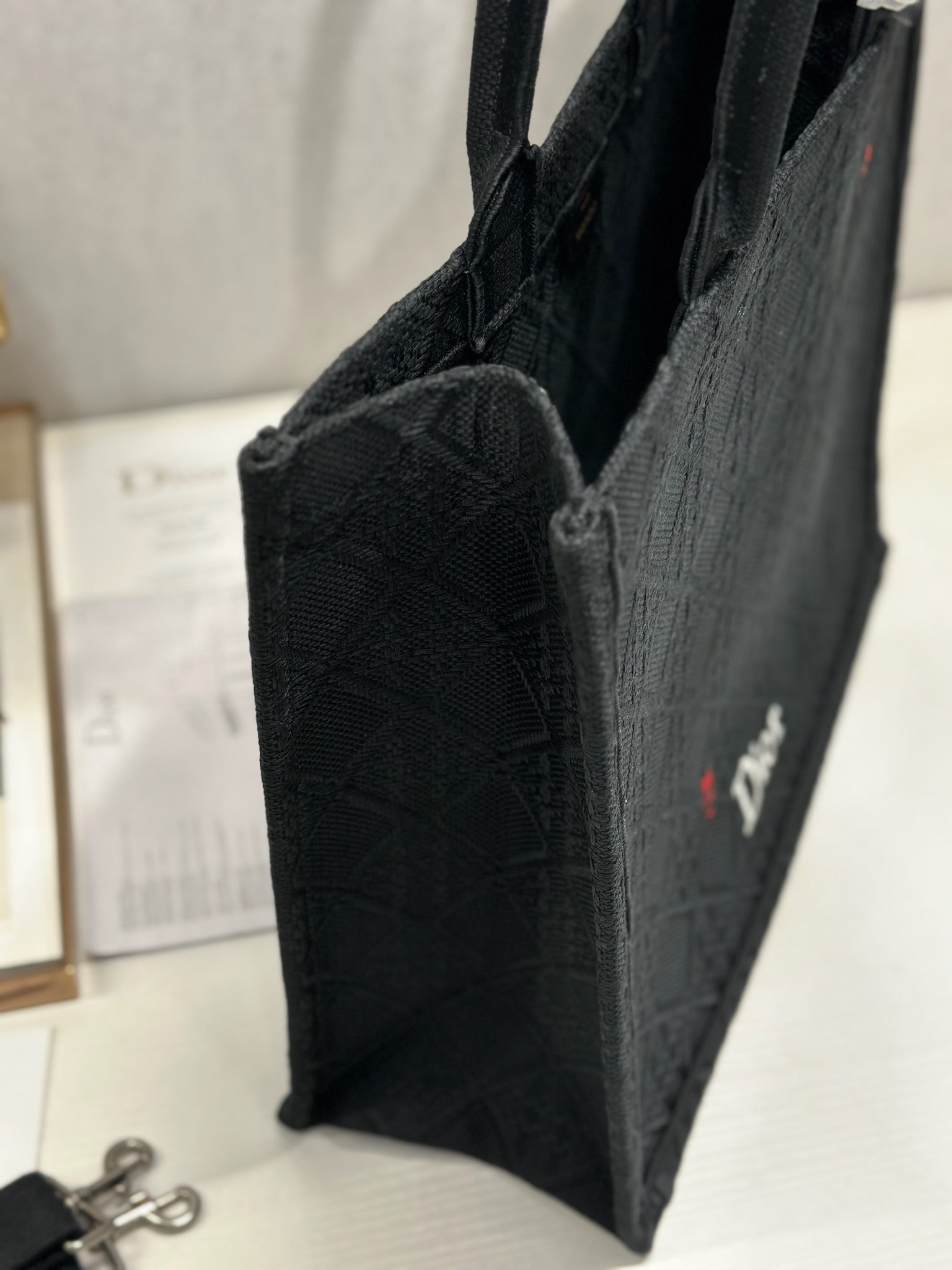 D-Book Tote