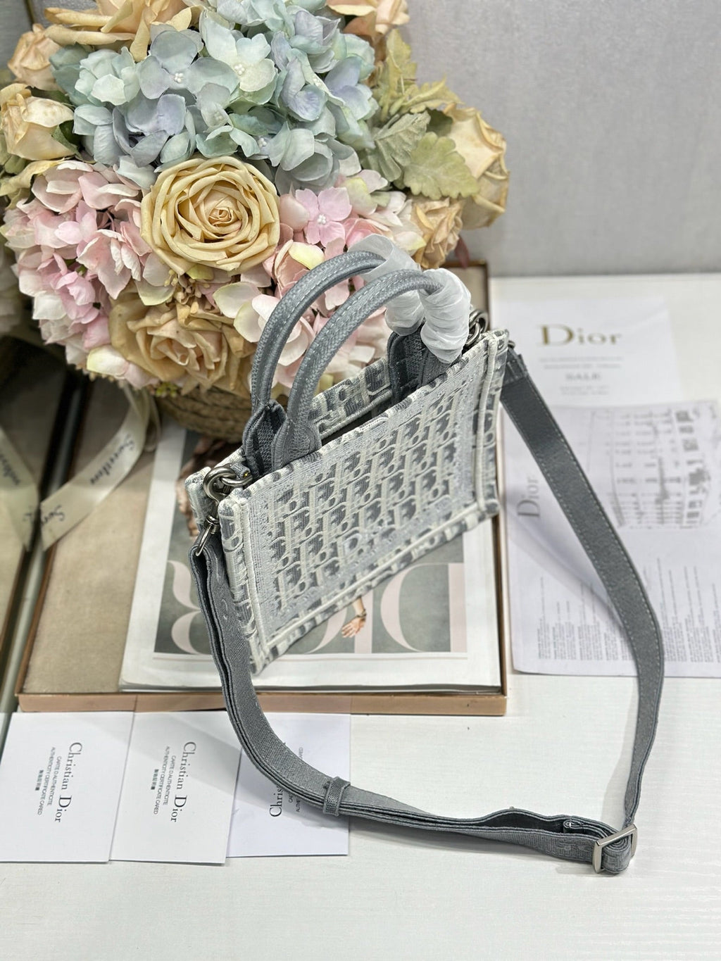 D-Book Tote