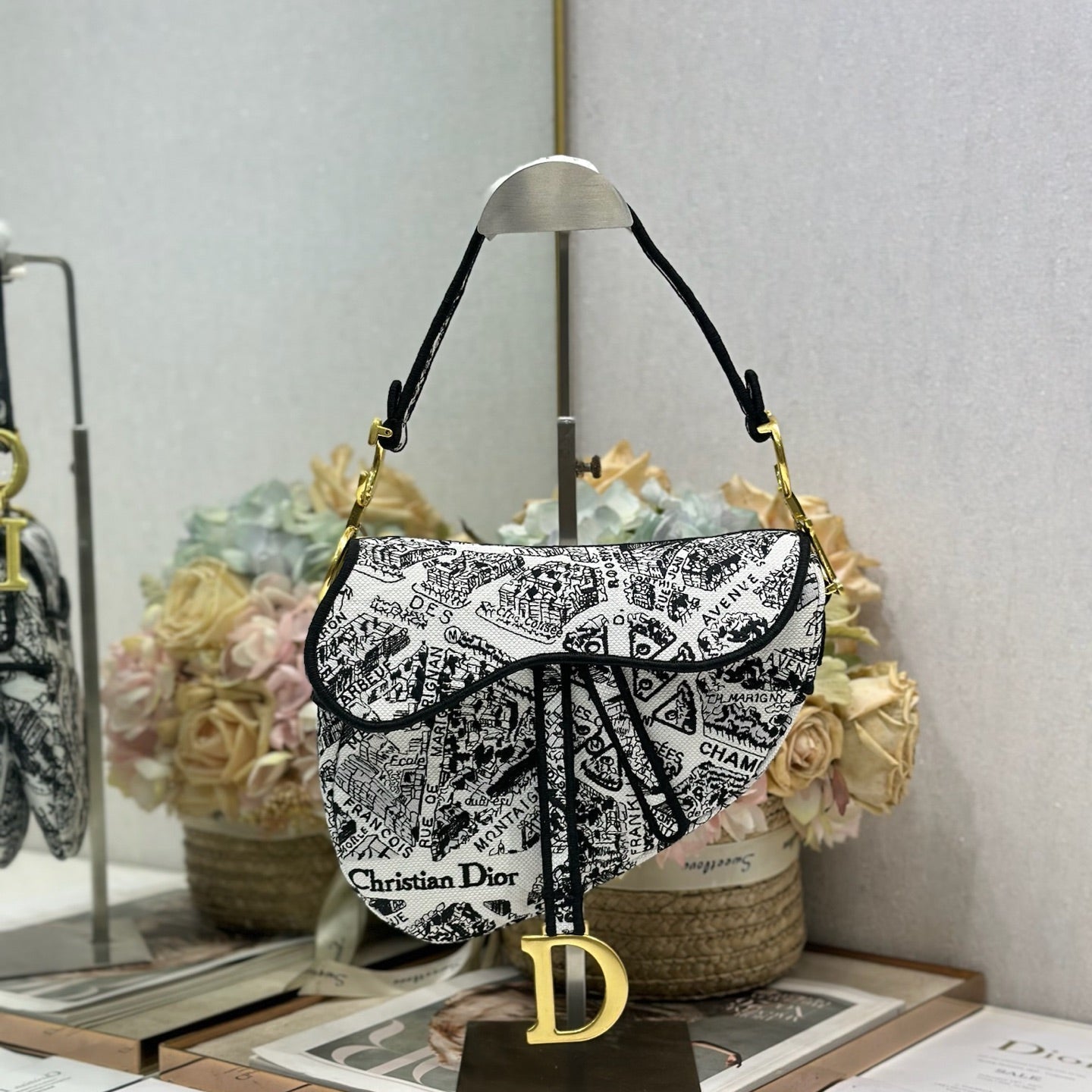 D-Saddle