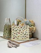 D-Book Tote