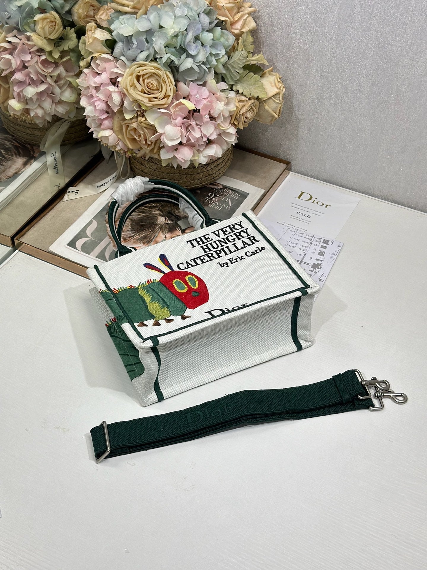D-Book Tote
