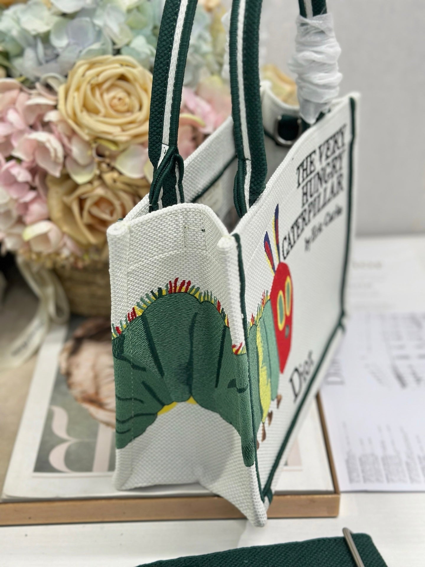 D-Book Tote