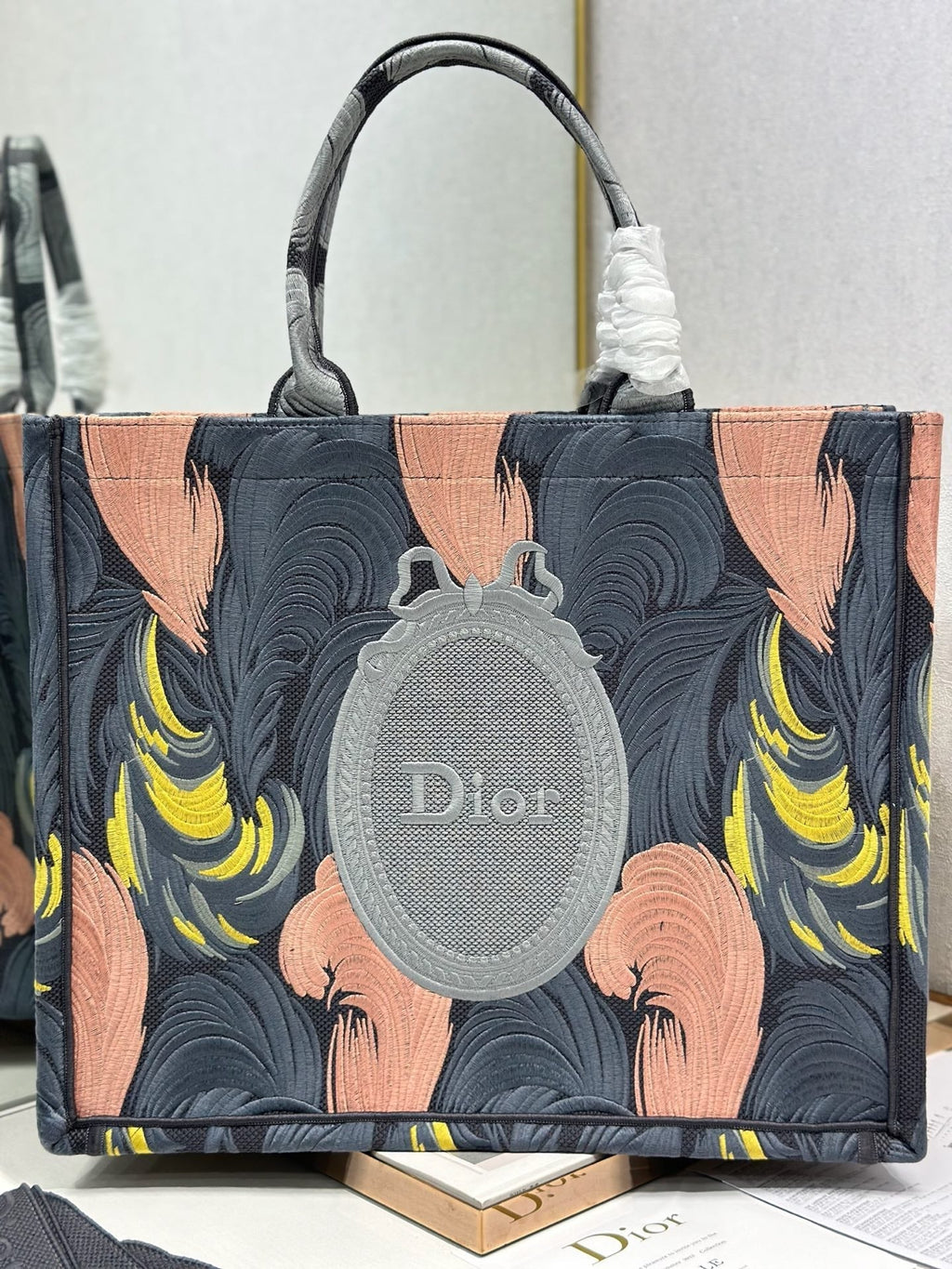 D-Book Tote