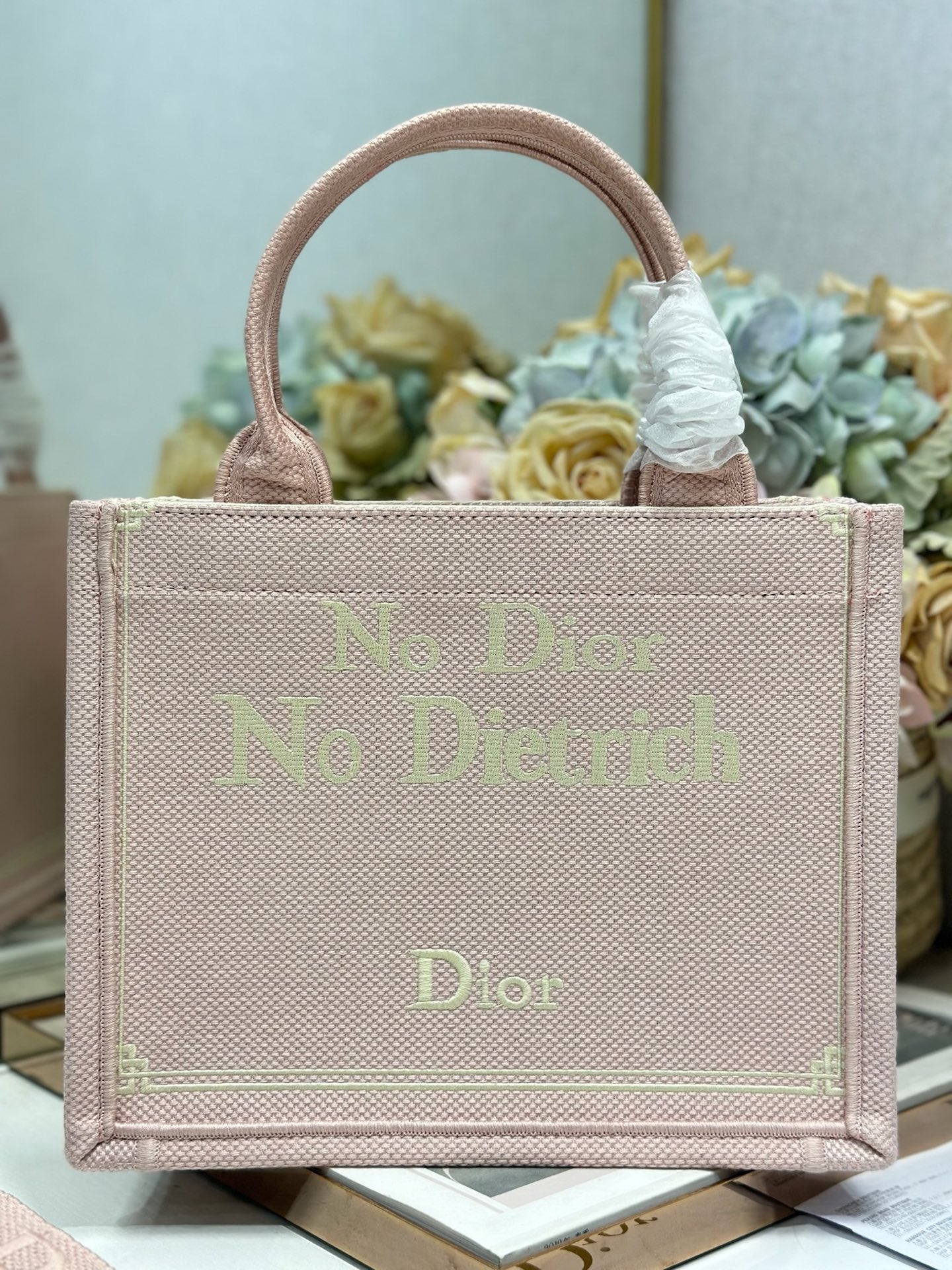 D-Book Tote