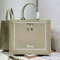D-Book Tote