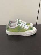 L-Sneakers