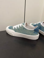 L-Sneakers