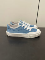 L-Sneakers