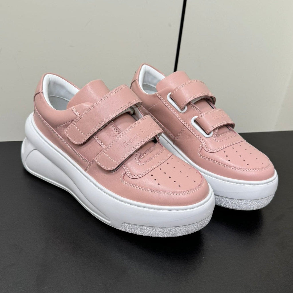 S-Sneakers