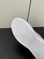 S-Sneakers
