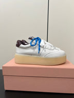 M-Sneakers