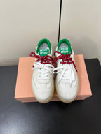 M-Sneakers