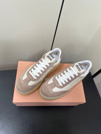 M-Sneakers