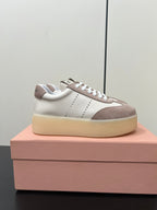 M-Sneakers