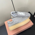 M-Sneakers