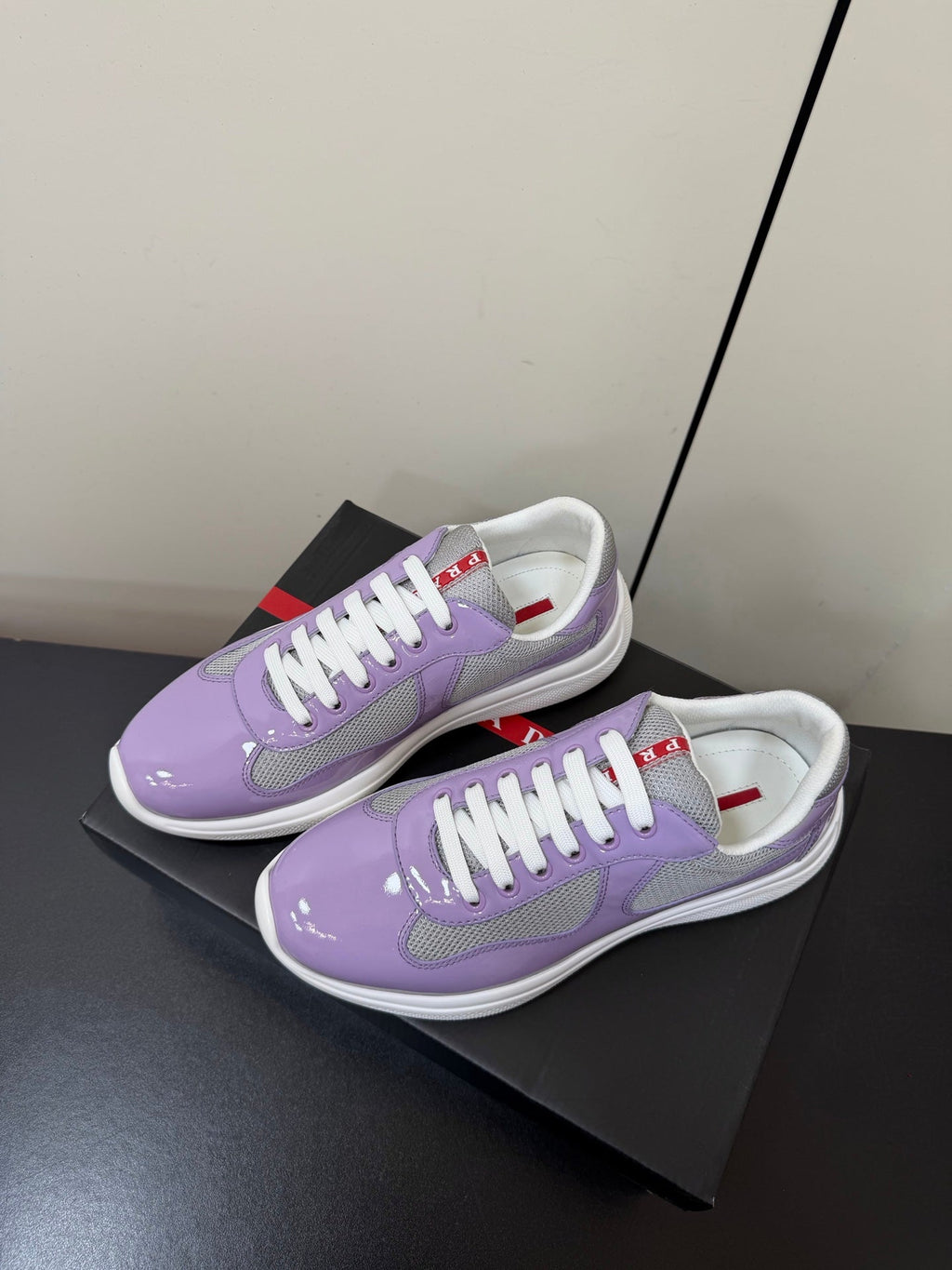 P-Sneakers
