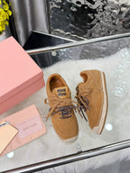 M-Sneakers