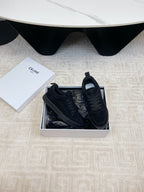 S-Sneakers