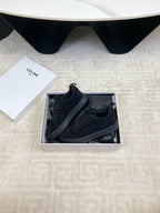 S-Sneakers