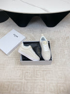 S-Sneakers