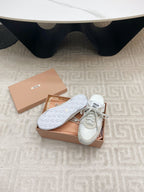 M-Sneakers
