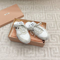 M-Sneakers