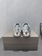 B-Sneakers
