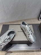 B-Sneakers