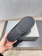 B-Sneakers