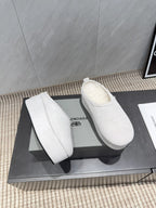 B-Sneakers