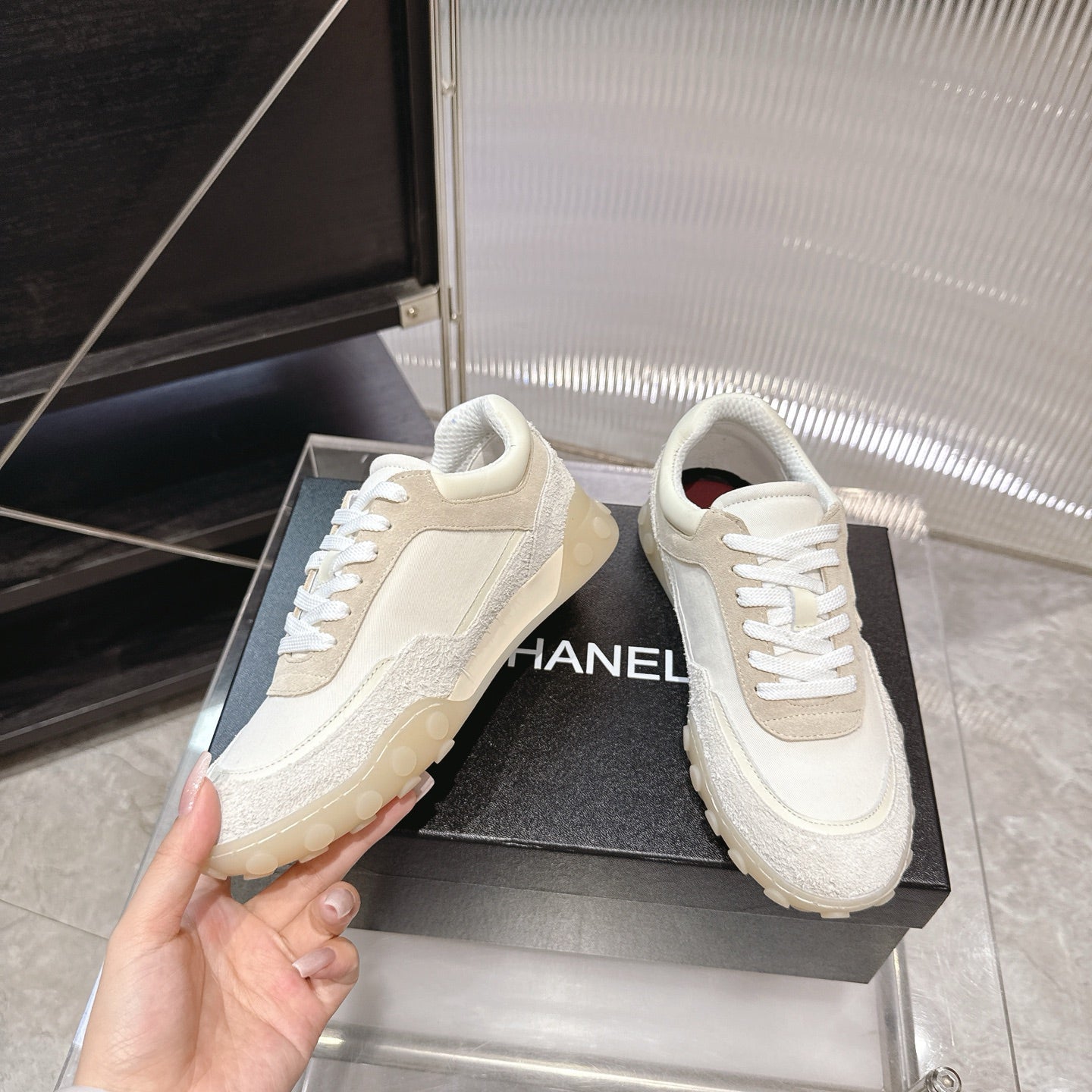 C-Sneakers