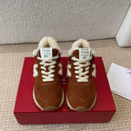 R-Sneakers