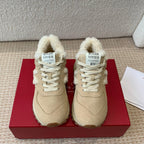 R-Sneakers