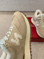 R-Sneakers