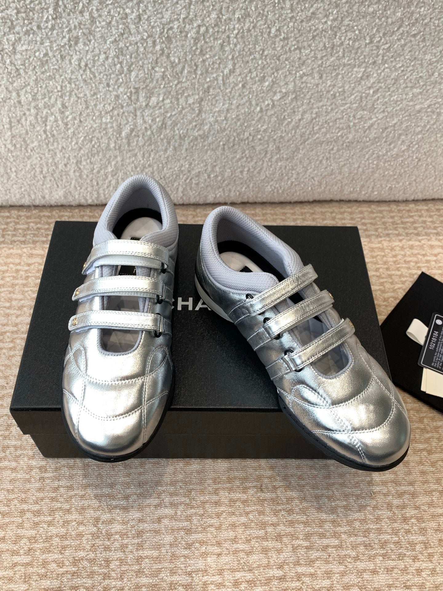 C-Sneakers