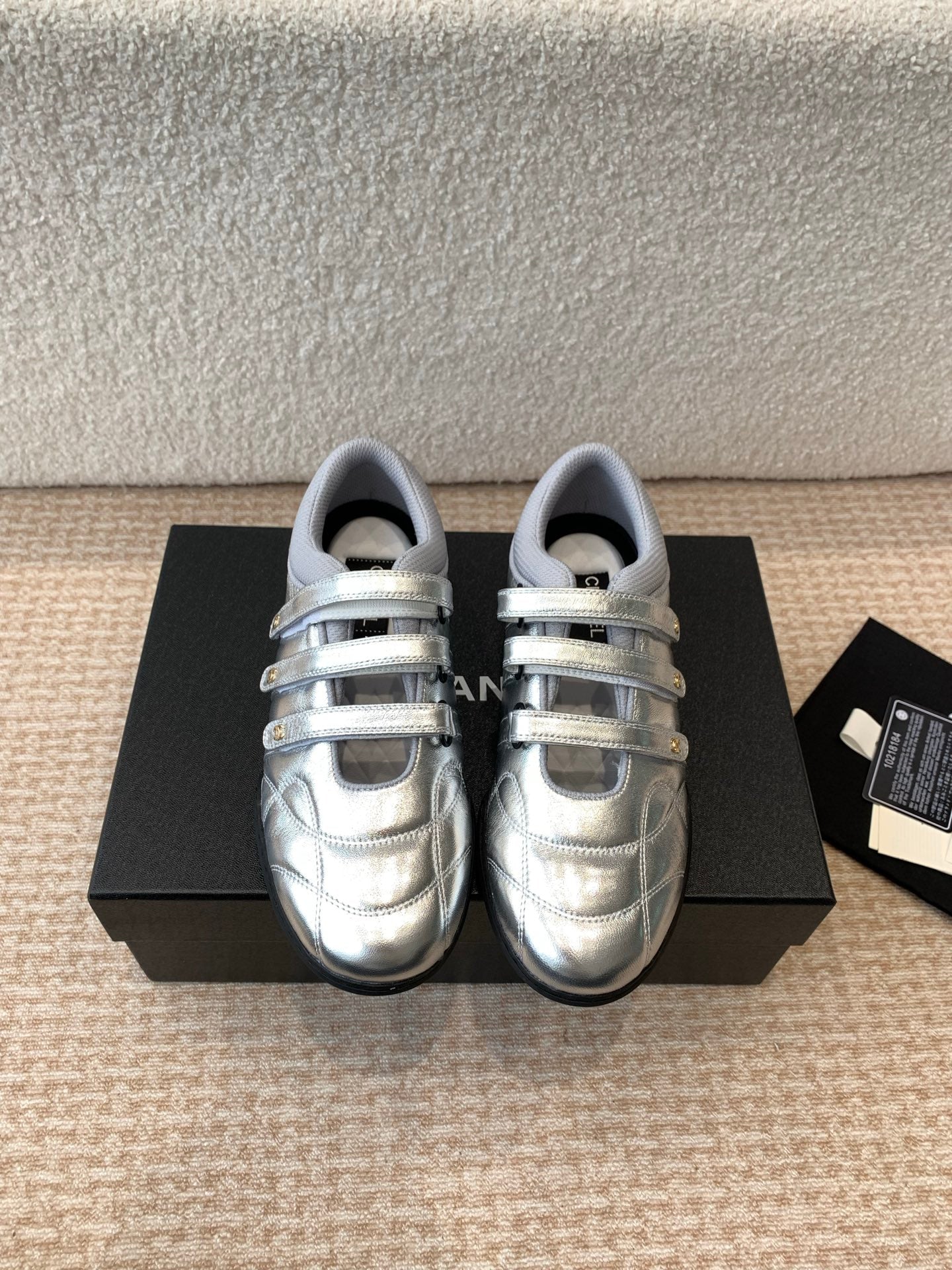 C-Sneakers