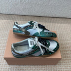 M-Sneakers