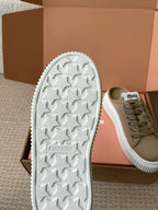 M-Sneakers
