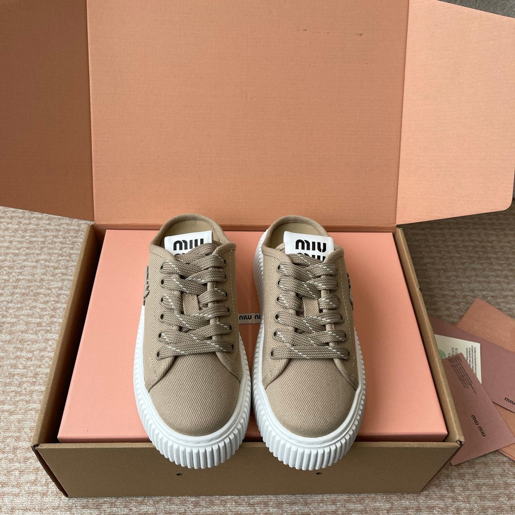 M-Sneakers