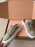 M-Sneakers