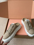 M-Sneakers