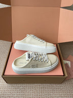 M-Sneakers