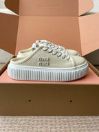 M-Sneakers