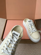 M-Sneakers