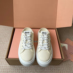 M-Sneakers