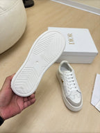 D-Sneakers