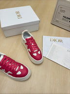 D-Sneakers