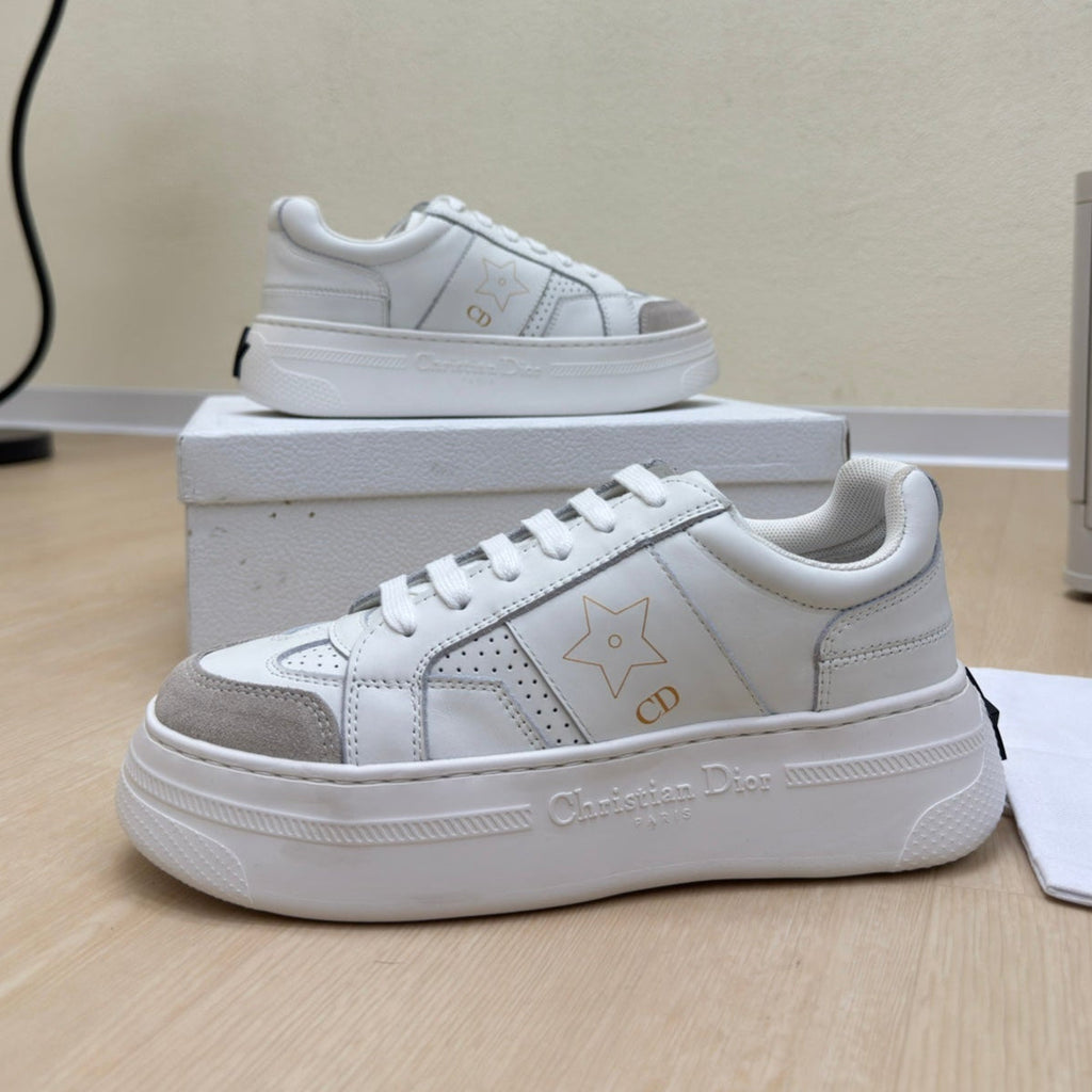D-Sneakers