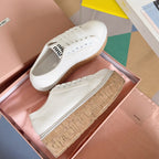 M-Sneakers